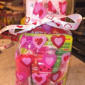 Valentine's Day Gift All Ready To Give! Check It Out!